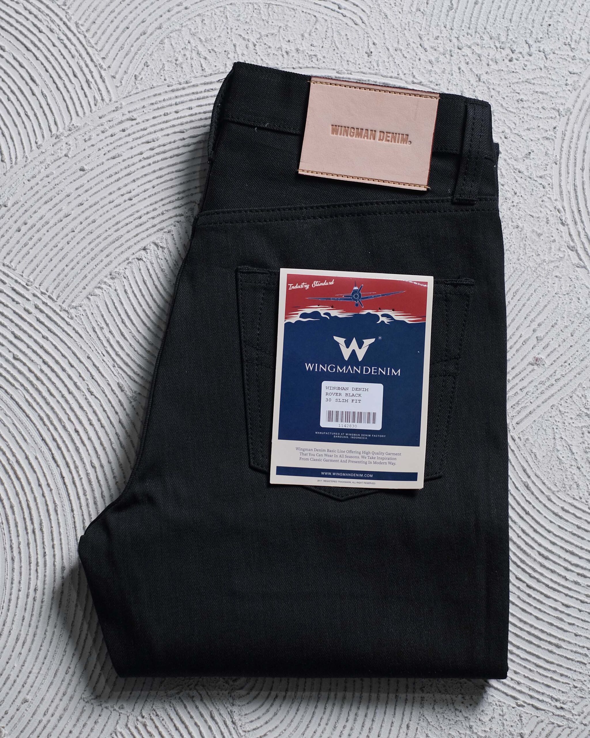 ROVER BLACK // SLIM FIT