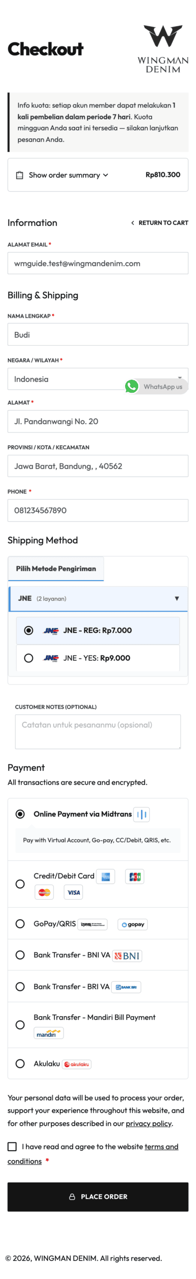 Halaman checkout dengan data alamat dan metode pengiriman